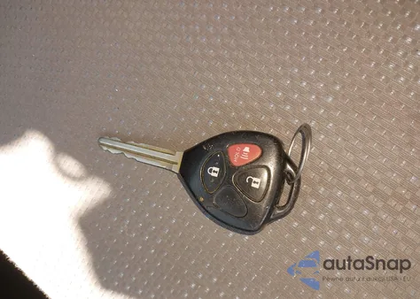 2009 Toyota Matrix z USA, uszkodzony, nr VIN 2T1KU40E99C041908